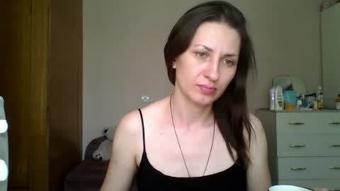 nika_smily online show from July 8, 2026, 7:35 am