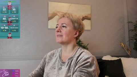 Snapshot of nika_smit chatting on December 25, 2024, 11:33 am Nika online show from December 25, 2024, 11:33 am