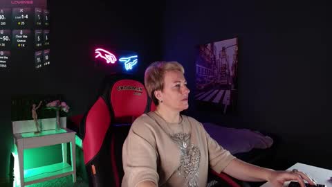 Snapshot of nika_smit chatting on October 3, 2025, 9:17 am Nika online show from October 3, 2025, 9:17 am