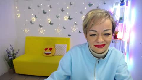 Nika online show from April 25, 2026, 5:21 am