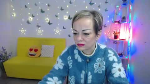 Nika online show from April 28, 2026, 5:01 am