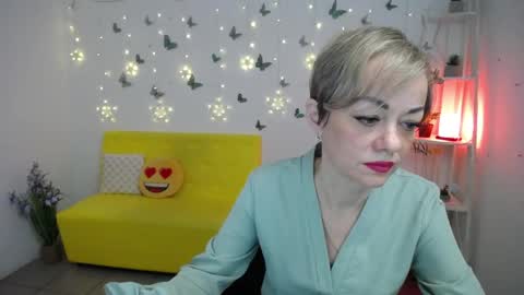 Nika online show from May 9, 2026, 5:56 am