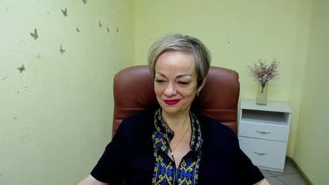 Nika online show from May 15, 2026, 6:09 am