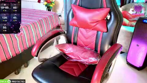nikatheempress online show from June 9, 2026, 6:58 am