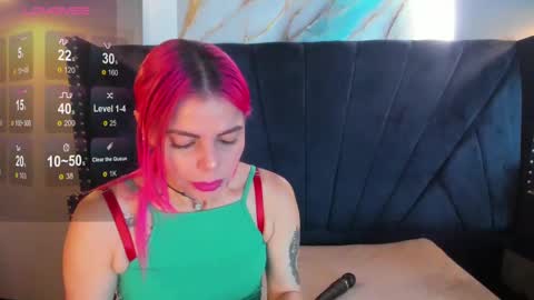 niki online show from September 24, 2025, 3:54 am