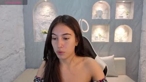 Online 2200 to 600 online show from November 29, 2025, 8:12 pm