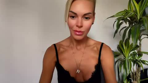 Nikki Marquez online show from June 30, 2026, 10:38 am