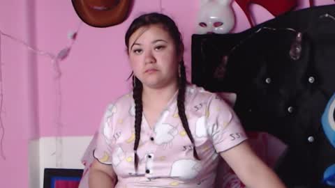 Snapshot of nikkirous_ chatting on January 29, 2025, 1:28 pm Nikkirous online show from January 29, 2025, 1:28 pm