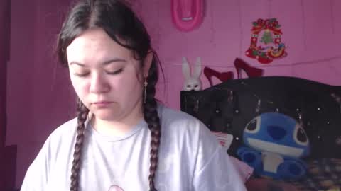 Snapshot of nikkirous_ chatting on February 4, 2025, 2:21 pm Nikkirous online show from February 4, 2025, 2:21 pm