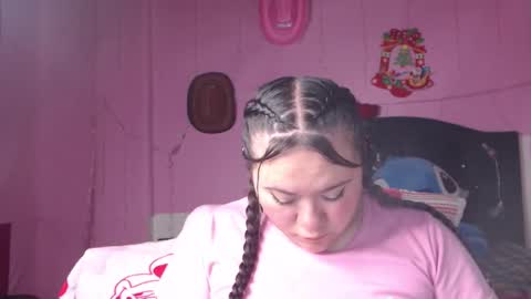 Snapshot of nikkirous_ chatting on February 10, 2025, 3:53 pm Nikkirous online show from February 10, 2025, 3:53 pm