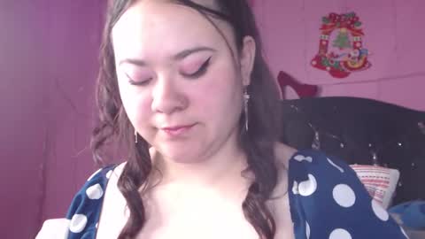 Snapshot of nikkirous_ chatting on February 12, 2025, 2:21 pm Nikkirous online show from February 12, 2025, 2:21 pm