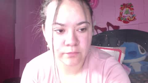 Snapshot of nikkirous_ chatting on February 15, 2025, 12:01 pm Nikkirous online show from February 15, 2025, 12:01 pm