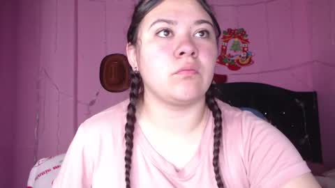 Snapshot of nikkirous_ chatting on March 4, 2025, 12:33 pm Nikkirous online show from March 4, 2025, 12:33 pm