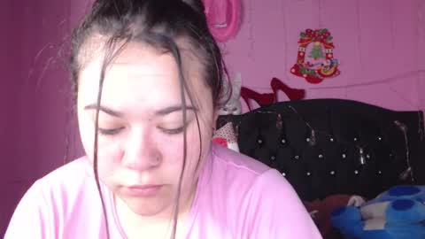 Snapshot of nikkirous_ chatting on March 5, 2025, 12:55 pm Nikkirous online show from March 5, 2025, 12:55 pm