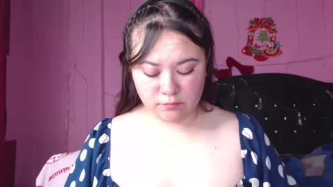 Snapshot of nikkirous_ chatting on March 6, 2025, 4:17 pm Nikkirous online show from March 6, 2025, 4:17 pm