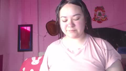 Snapshot of nikkirous_ chatting on October 12, 2025, 1:43 pm Nikkirous online show from October 12, 2025, 1:43 pm