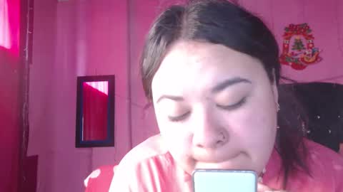 Snapshot of nikkirous_ chatting on October 27, 2025, 1:04 pm Nikkirous online show from October 27, 2025, 1:04 pm