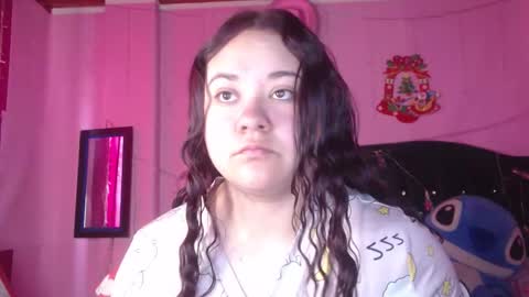 Snapshot of nikkirous_ chatting on November 18, 2025, 2:10 pm Nikkirous online show from November 18, 2025, 2:10 pm