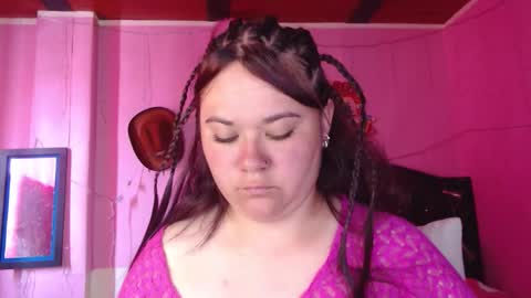 Snapshot of nikkirous_ chatting on January 5, 2026, 5:27 pm Nikkirous online show from January 5, 2026, 5:27 pm