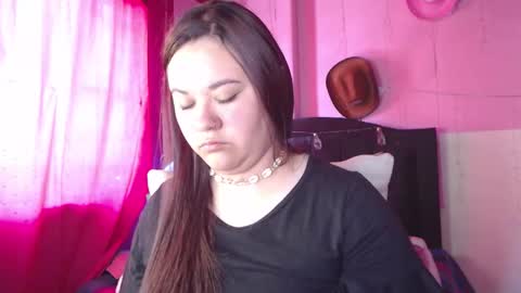 Snapshot of nikkirous_ chatting on January 19, 2026, 3:05 pm Nikkirous online show from January 19, 2026, 3:05 pm