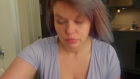 Snapshot of nikkithickumss chatting on March 19, 2026, 7:45 am nikkithickumss online show from March 19, 2026, 7:45 am
