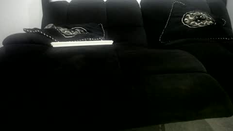 Niquita Sparkles online show from November 13, 2025, 6:18 pm