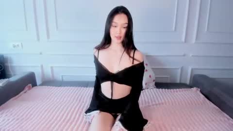 Nikky online show from June 28, 2026, 5:02 am