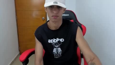 niklaus_wolf online show from February 10, 2026, 3:32 am