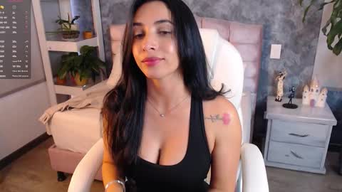 Snapshot of niko_robin chatting on September 12, 2025, 7:58 pm Niko Robin online show from September 12, 2025, 7:58 pm