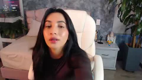 Snapshot of niko_robin chatting on June 11, 2026, 9:46 pm Niko Robin online show from June 11, 2026, 9:46 pm