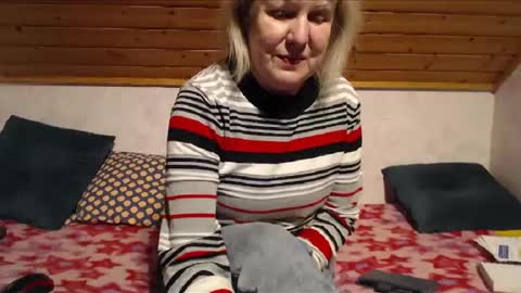 Nikole1 online show from January 30, 2025, 4:45 pm
