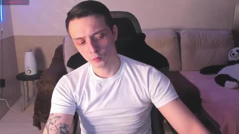 Nikolos online show from February 6, 2025, 6:35 pm