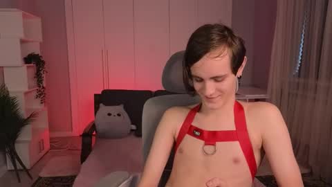 Snapshot of nikompell chatting on February 9, 2025, 4:57 am niko online show from February 9, 2025, 4:57 am