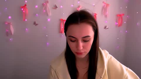 Snapshot of nikonara_ chatting on May 9, 2026, 9:58 am nikonara_ online show from May 9, 2026, 9:58 am