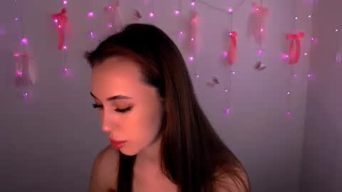 Snapshot of nikonara_ chatting on June 2, 2026, 11:12 am nikonara_ online show from June 2, 2026, 11:12 am