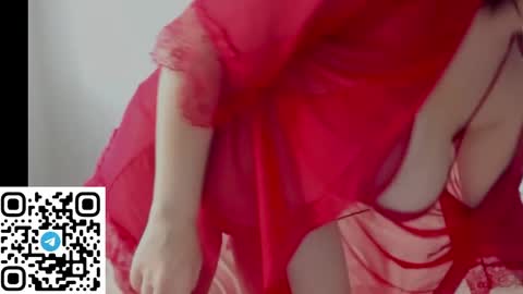 nikykay online show from April 12, 2026, 2:33 pm