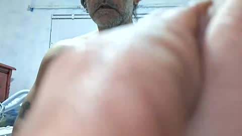 nillbuster007 online show from February 15, 2026, 12:47 pm