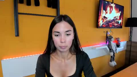 Bella online show from July 28, 2026, 5:12 pm