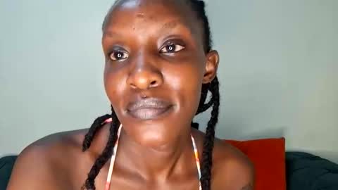 nina_bambi online show from December 22, 2025, 7:44 pm