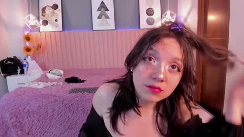 Snapshot of nina_ford_ chatting on May 28, 2026, 3:04 am nina_ford_ online show from May 28, 2026, 3:04 am