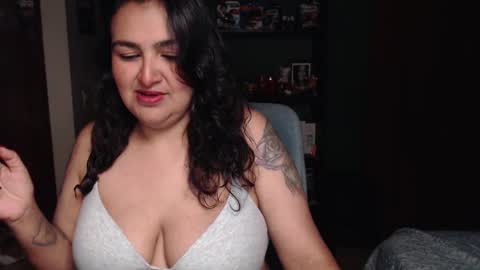 Nina Moon online show from February 23, 2026, 1:47 am