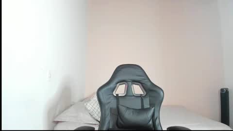  Nina  online show from February 2, 2026, 7:34 pm