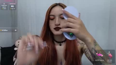 Ninaa fox online show from November 20, 2025, 3:23 pm