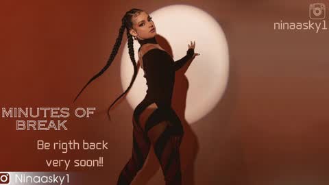 Snapshot of ninaa_sky chatting on December 17, 2024, 3:39 pm    online show from December 17, 2024, 3:39 pm