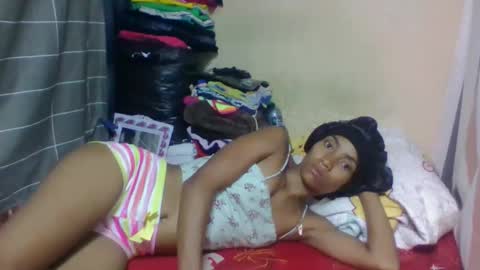 ninaeaa online show from May 21, 2026, 9:00 pm