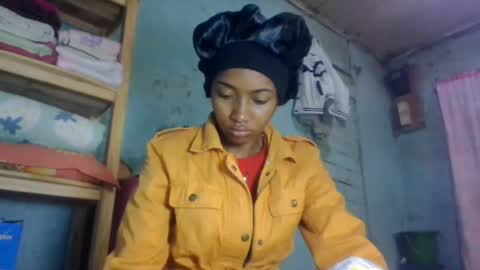 ninaeaa online show from July 17, 2026, 4:52 am