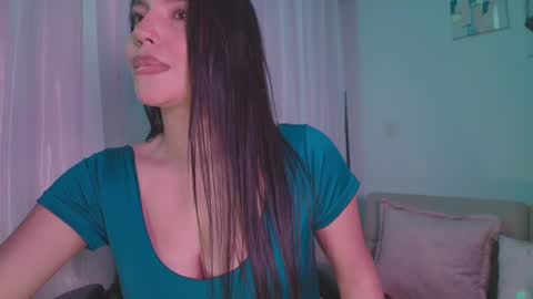 Snapshot of ninamichelle_ chatting on February 27, 2025, 2:10 am  Nina  online show from February 27, 2025, 2:10 am