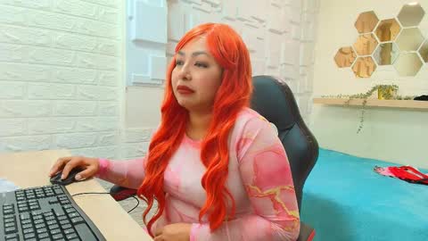 ninasilk online show from March 26, 2026, 2:55 pm