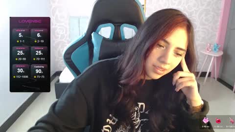 Ninfa  online show from December 23, 2024, 3:01 pm