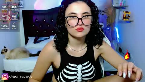 Snapshot of ninna_raven chatting on April 20, 2026, 9:05 pm Ninna online show from April 20, 2026, 9:05 pm